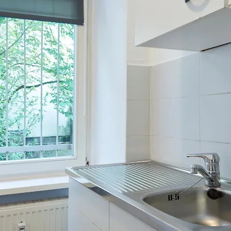 Spot Mitte . The Place To Be !